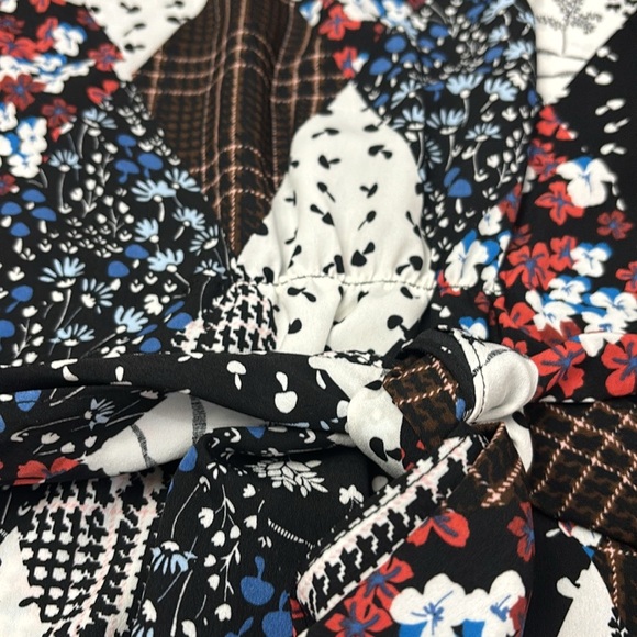 BNWOT Tommy Hilfiger Patchwork Top - Picture 9 of 11